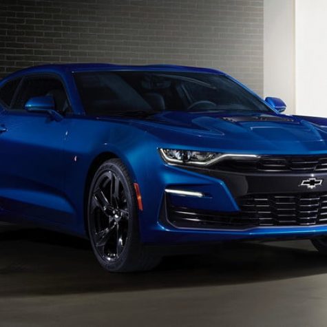 2019-camaro-ss-front-fascia-features-a-flowtie-open-bowtie-grille-emblem-and-aero-enhancing-air-curtains-plus-specific-headlamps-with-new-led-signature-and-extractor-style-hood-640x427-c